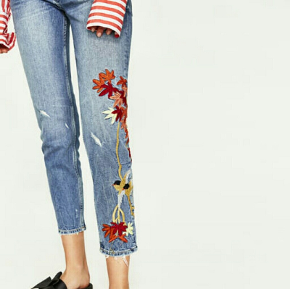Zara Slim Boyfriend Jeans with Embroidery Size 4 Euro 36 NWT